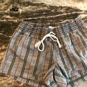 New Roxy linen shorts
